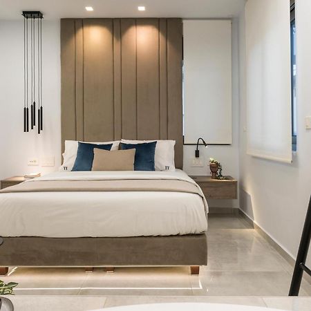 Π Suite Project: Smart Bnb Chania  Bagian luar foto