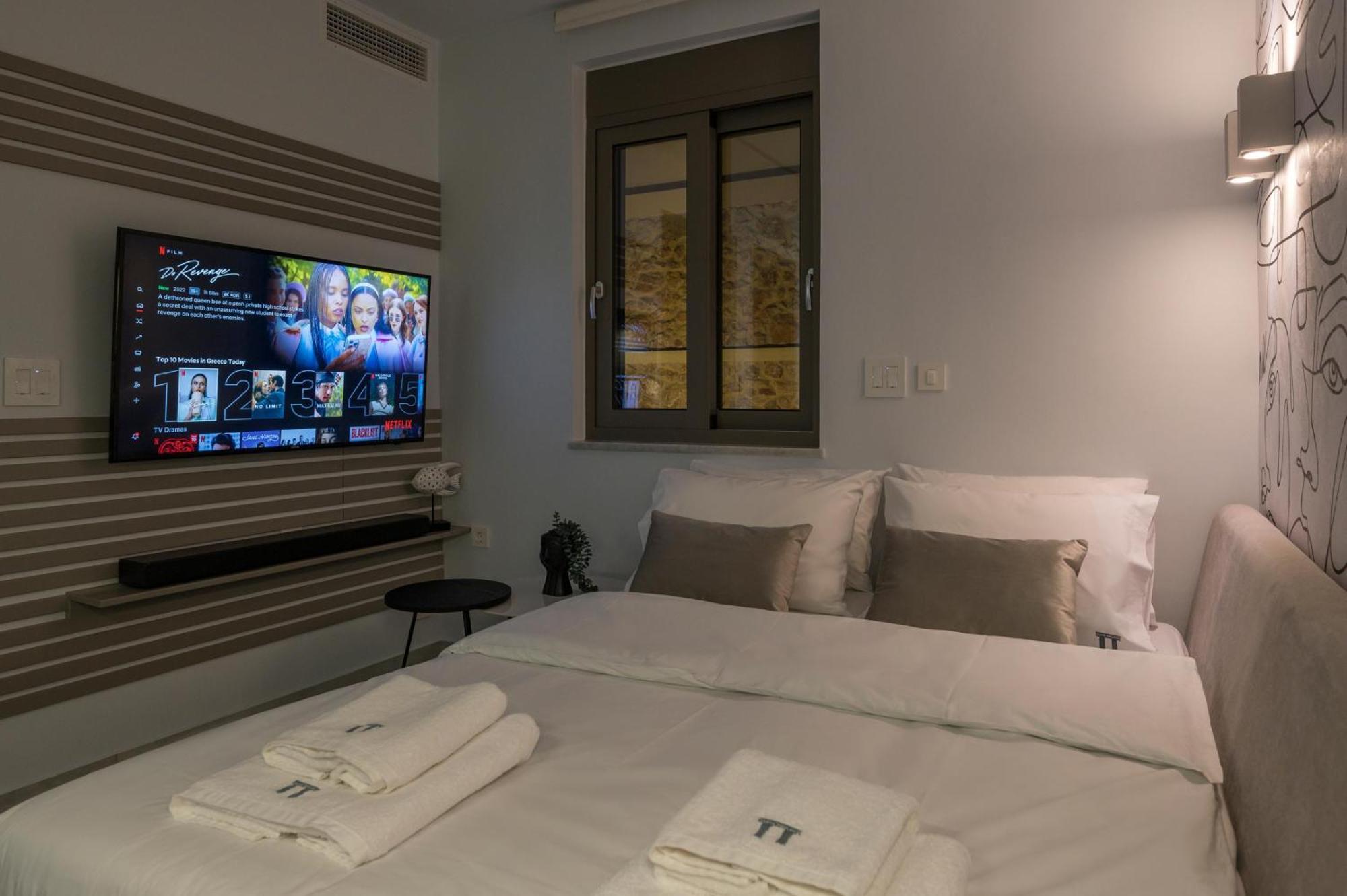 Π Suite Project: Smart Bnb Chania  Bagian luar foto